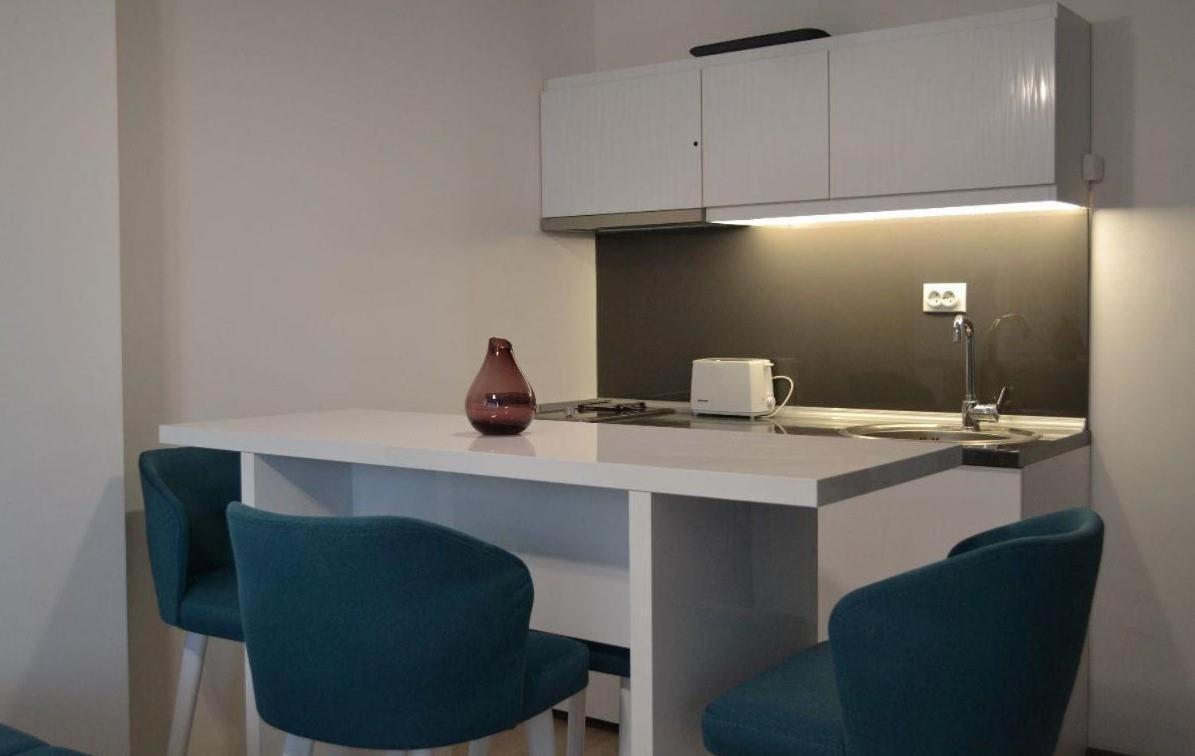סקופיה Serenity Apartments מראה חיצוני תמונה
